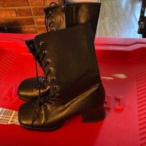 Heels boots